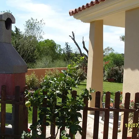 Casadelfaro Con Giardino A Pittulongu 600metri Dalla Semesterbostad